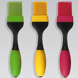 Щетка силиконовая желтая Maestro (MR1171-ж)