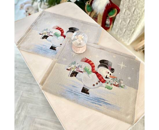 Серветка-підкладка під тарілку Сніговики-витівники 37х49 LiMaSo (RUNNER1062-49), Тип: серветки, Основний колір: червоний, Форма скатертини: прямокутна, Розмір: 37x49, зображення 2