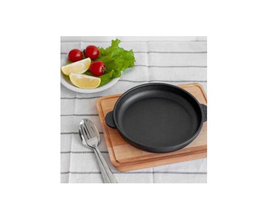 Сковорода чавунна порційна 140х25 мм Brizoll (H1425), Колір: чорний, Тип: сковорода порційна, Форма: кругла, Діаметр (см): 14, зображення 3