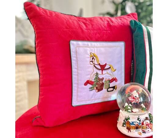 Наволочка новорічна бархатна вишивана 45х45 LiMaSo (NOVN06), Колір: червоний, Тип: наволочки, Розмір: 45x45, зображення 3