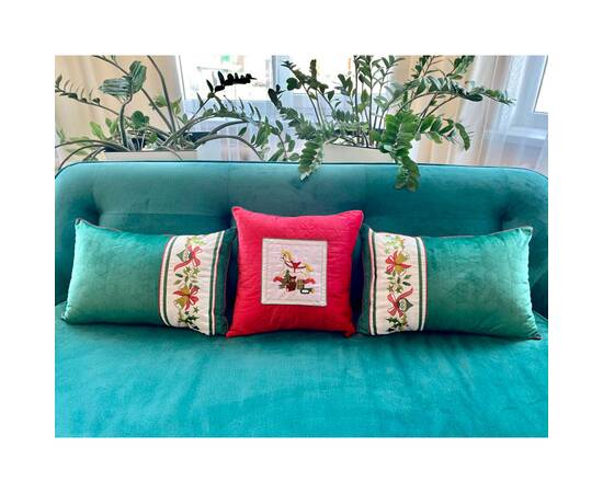 Наволочка новорічна оксамитова вишивана 40х60 LiMaSo (NOVN09)