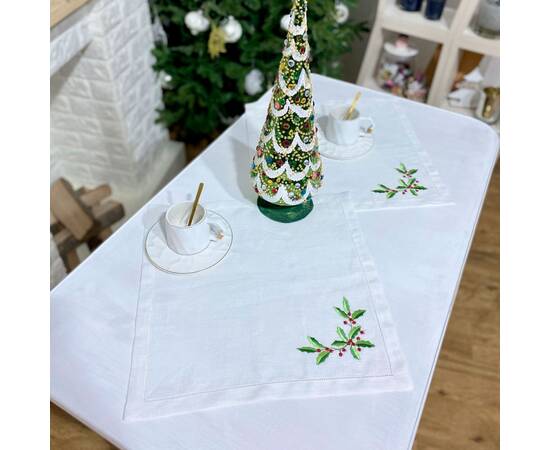 Серветка вишивана Різдв'яний вінок 40х40 LiMaSo (SRV16), Тип: салфетки, Цвет: бежевый, Форма скатерти: квадратная, Размер: 40x40, изображение 2