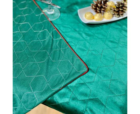 Скатертина двостороння новорічна оксамитова вишивана (стьогона) 134х226 LiMaSo (SKOVN09-226), Тип: скатерти, Цвет: зеленый, Форма скатерти: прямоугольная, Размер: 134x226, изображение 10