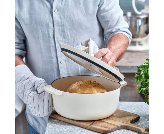 Кастрюля чугунная с крышкой KitchenAid, 26 см 5,2 л, цвет миндальный крем (CC006059-001), Тип: кастрюля, Объем: 5,2 л, Цвет: кремовый, изображение 3