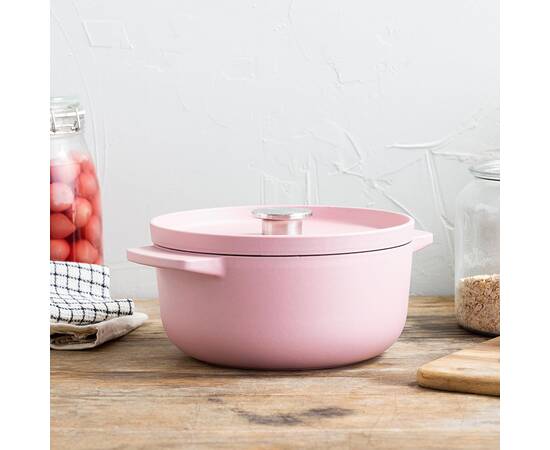 Каструля чавунна з кришкою KitchenAid, 26 см 5,2 л, колір суха троянда (CC007431-001), Тип: каструля, Об'єм: 5,2 л, Колір: рожевий, зображення 5