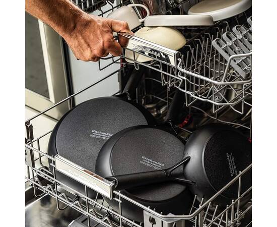 Набор сковородок KitchenAid CFA, 24+28 см с керамическим покрытием (CC003569-001), Цвет: черный, Тип: набор сковородок, Форма: круглая, Диаметр (см): 24/28, изображение 4